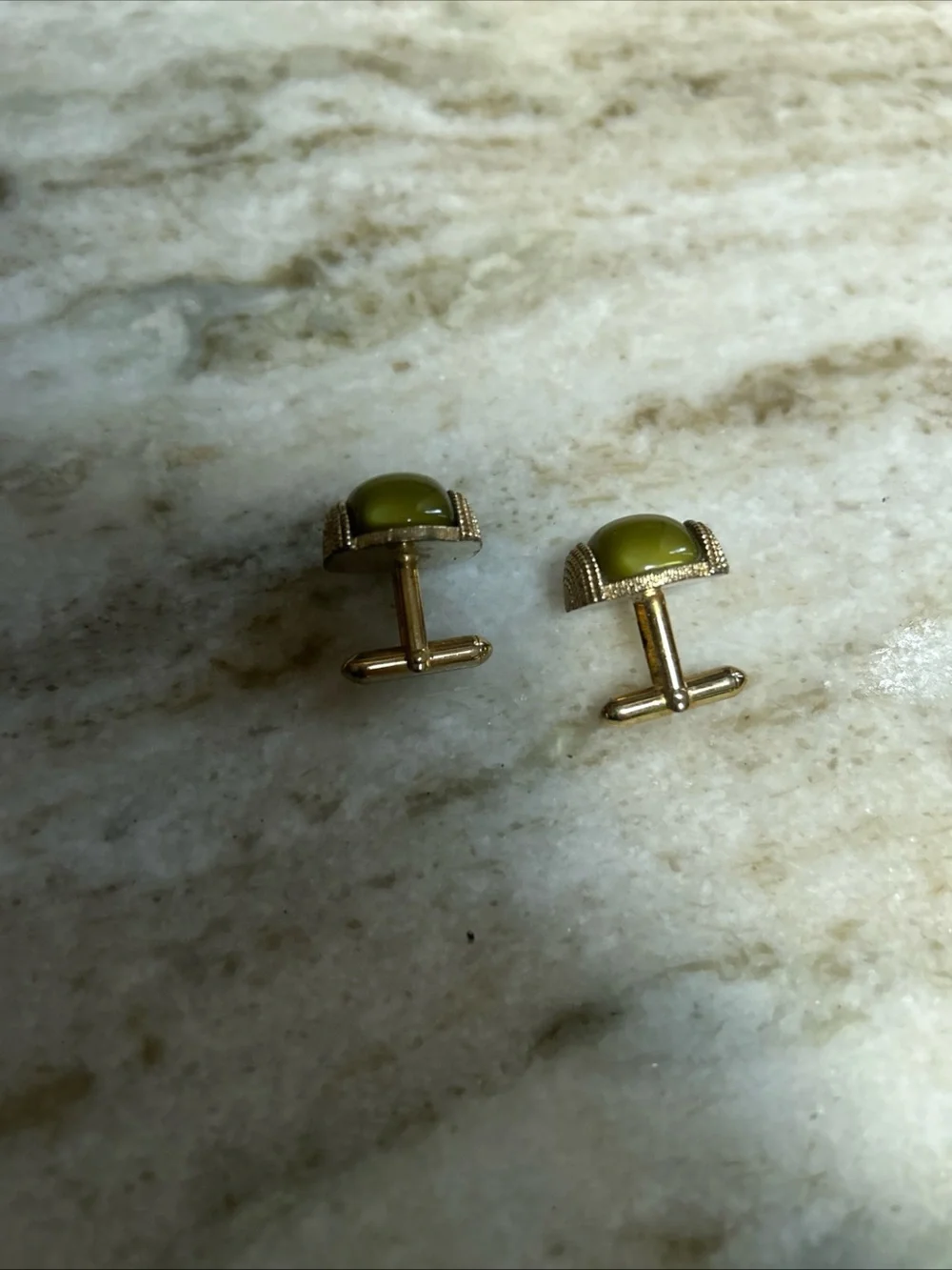 Green Cabochon & Gold Tone Watchband Vintage SWANK Cuff Links men